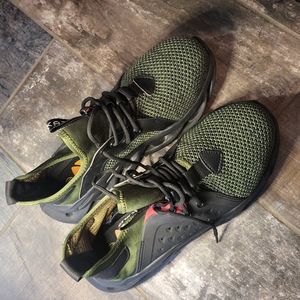 Men's Indestructible Athletic Shoes